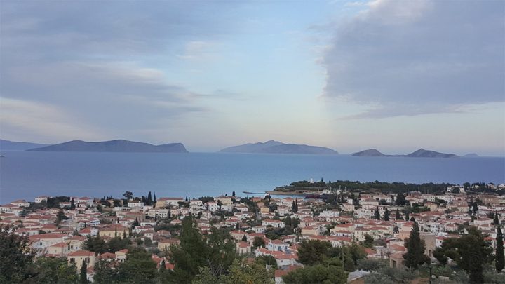 Σπέτσες