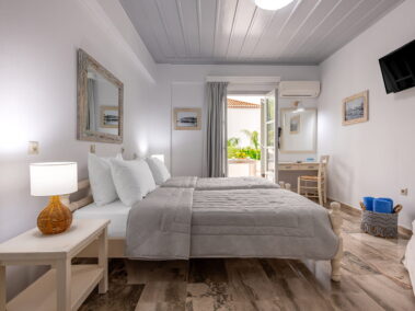 Standard Rooms - Thimaras Hotel