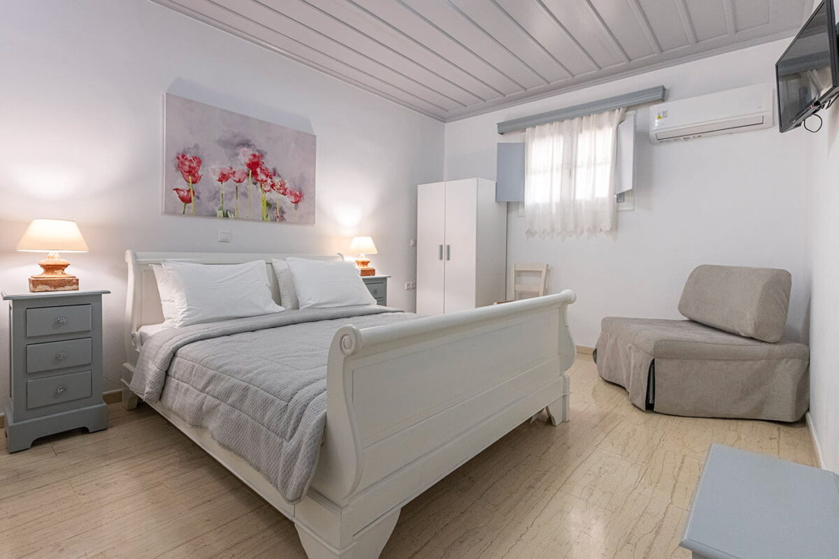 Studio - Thimaras Hotel