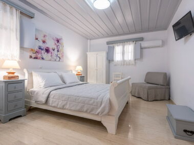Studio - Thimaras Hotel